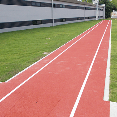 中京大学豊田キャンパス 棒高跳助走路