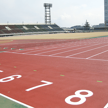 大阪府万博記念公園陸上競技場走路